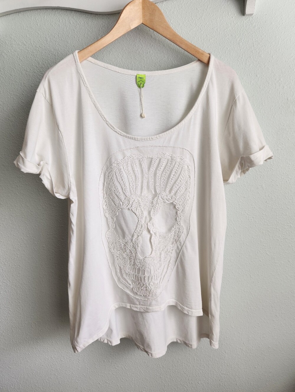 Rare Farm Rio white t-shirt with lace skull Size M